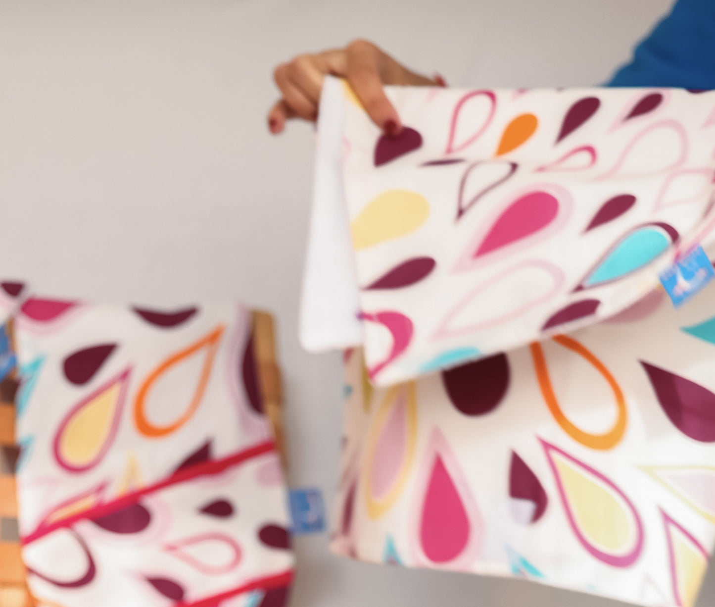 Pack naissance: Tapis à langer , protège épaule et bavoir