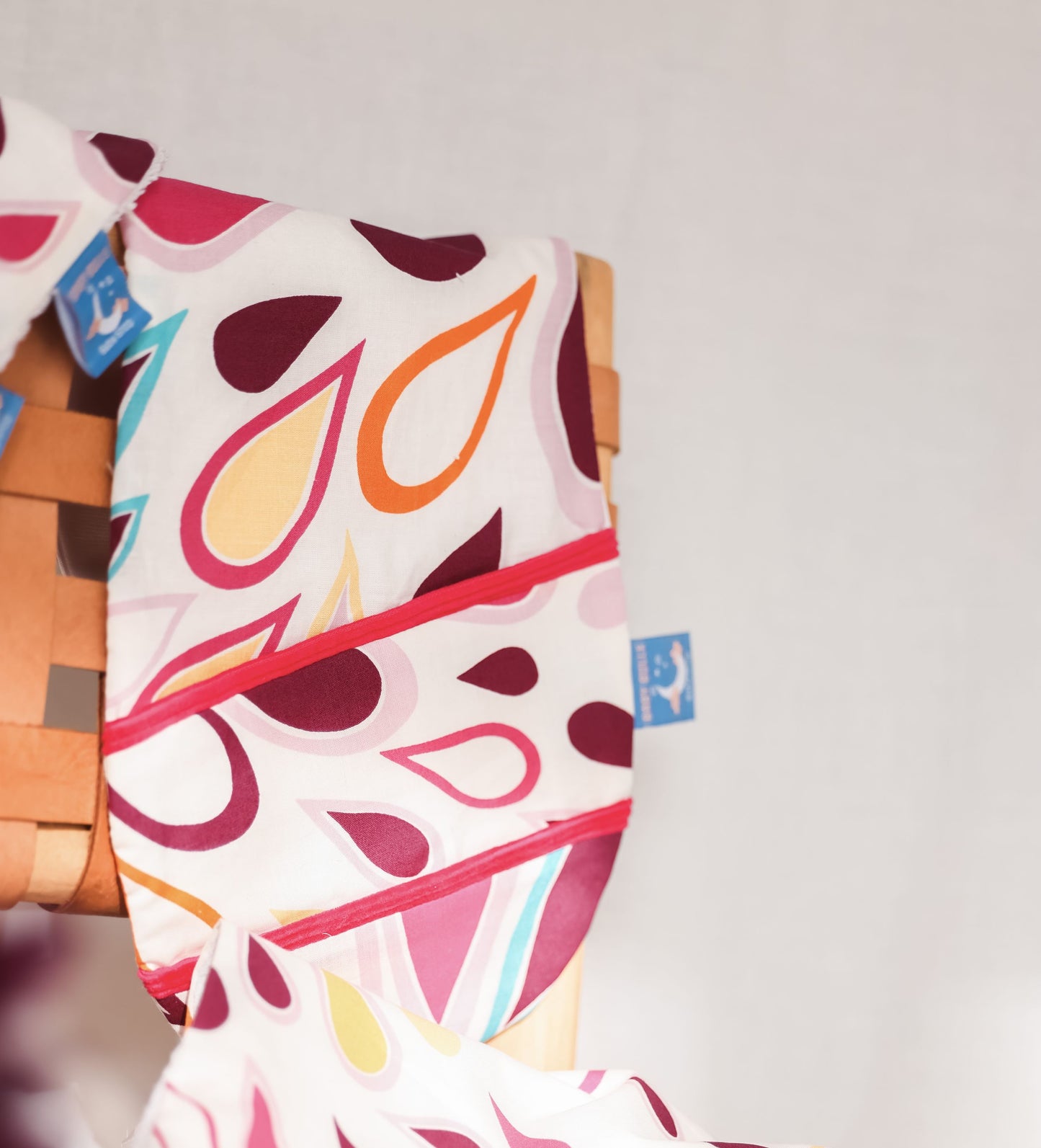 Pack naissance: Tapis à langer , protège épaule et bavoir