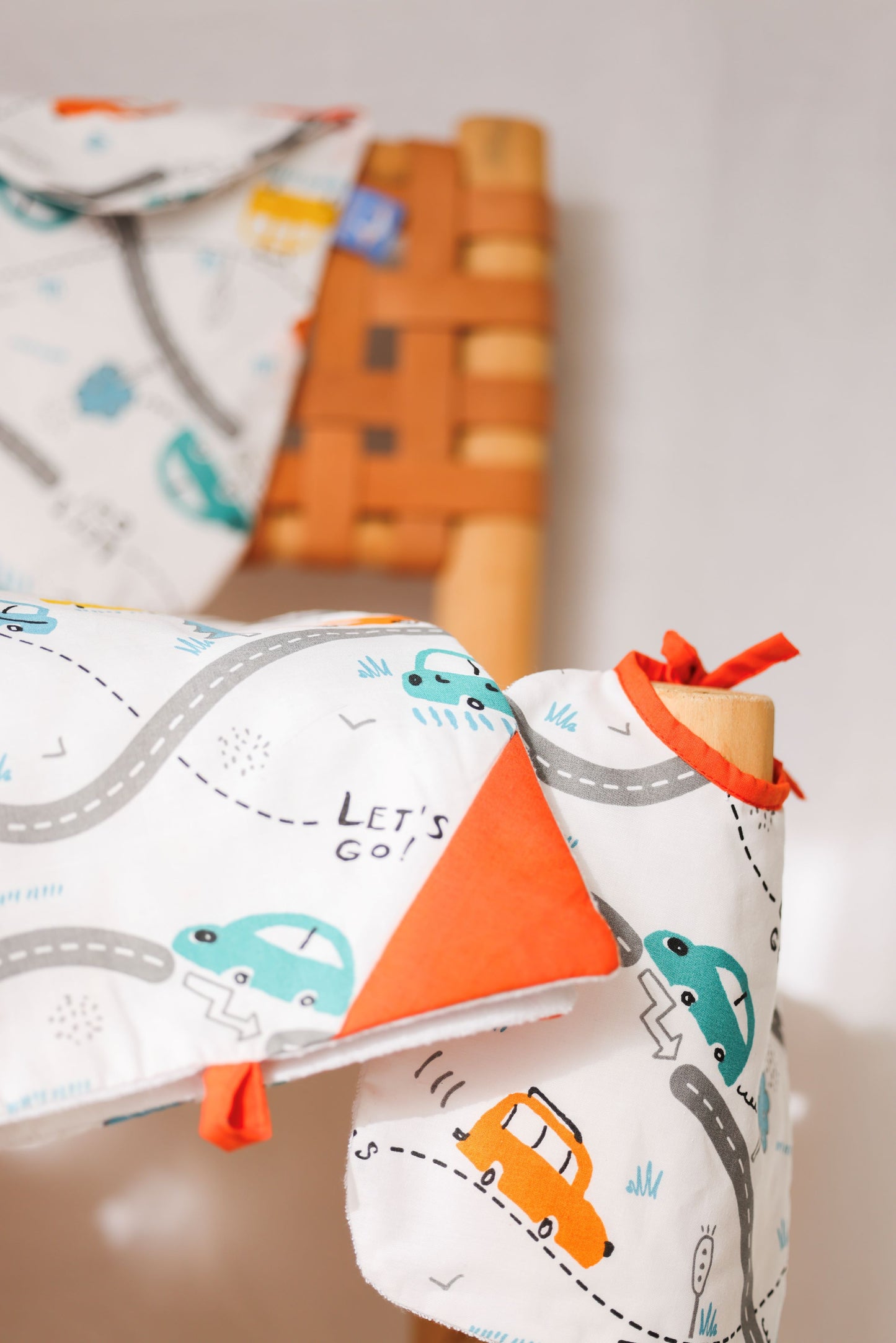 Pack naissance: Tapis à langer , protège épaule et bavoir