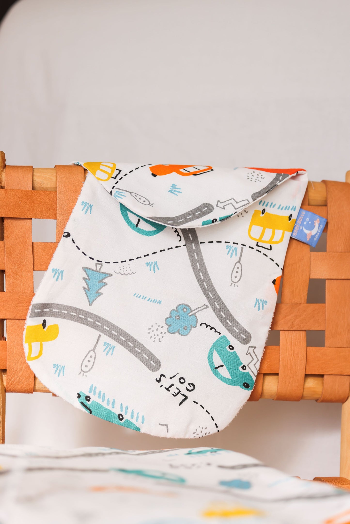 Pack naissance: Tapis à langer , protège épaule et bavoir
