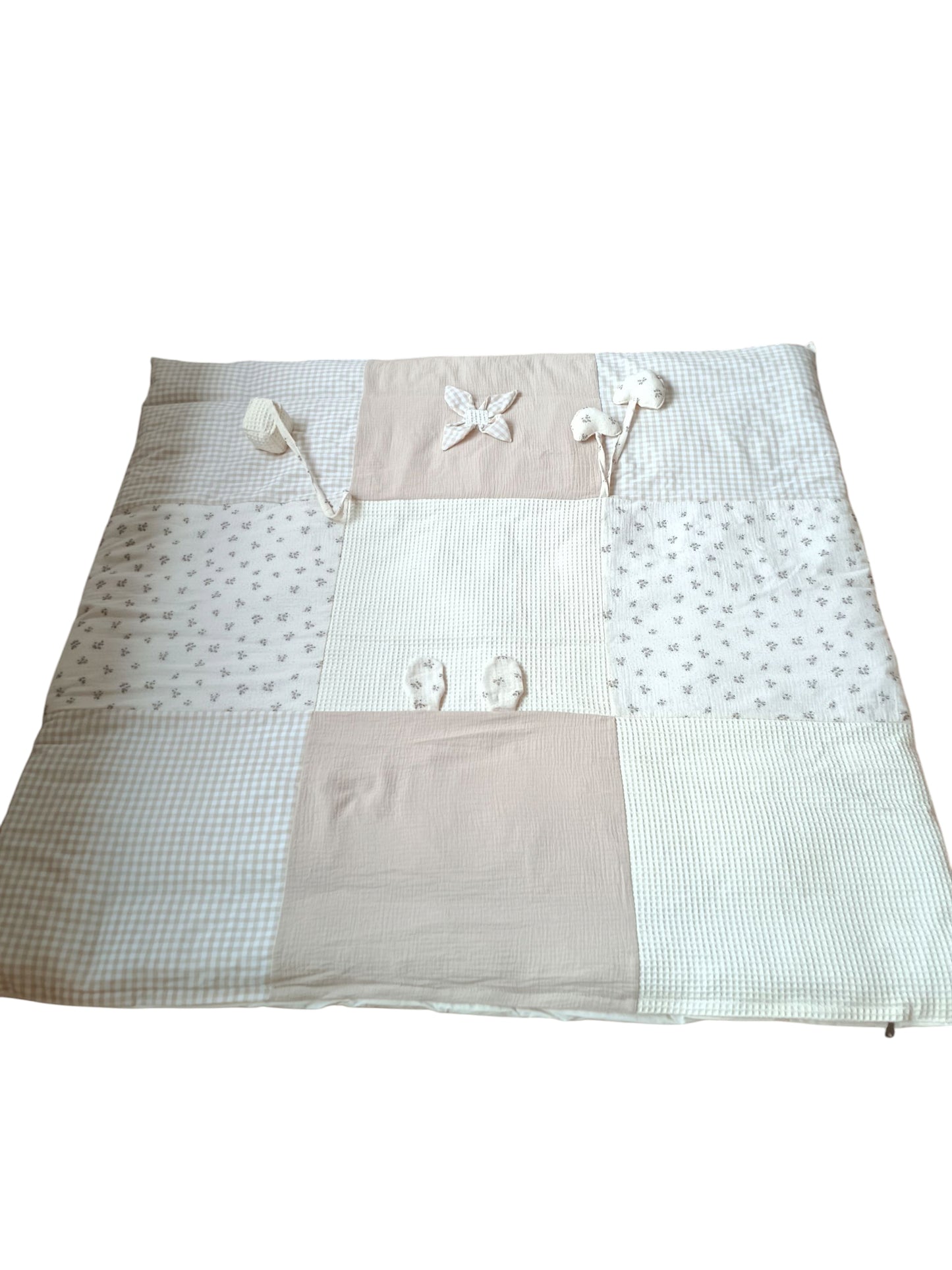 Tapis d'éveil blan cassé motif